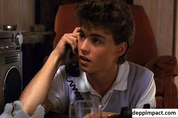 Alasan Jhonnny Depp Membintangi film A Nightmare on Elm Street