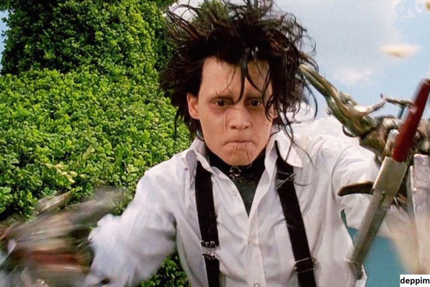 Edward Scissorhands, Karakter Aneh Yang Diperankan Johnny Depp